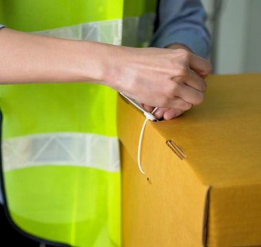 Retail Security and Plastic Seals